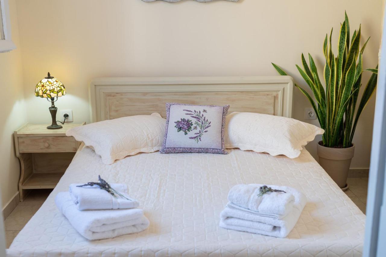 Flowers In The City - Elegant Home In Argostoli Zewnętrze zdjęcie